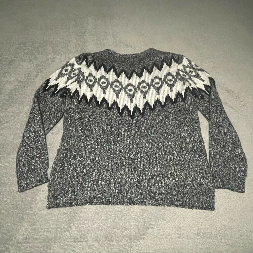 𝅺CABIN Fever acrylic sweater size large grey black white VGUC